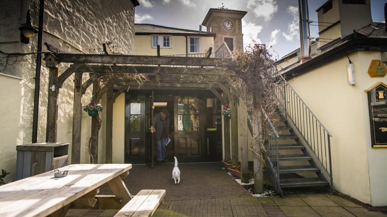 Tyacks Hotel