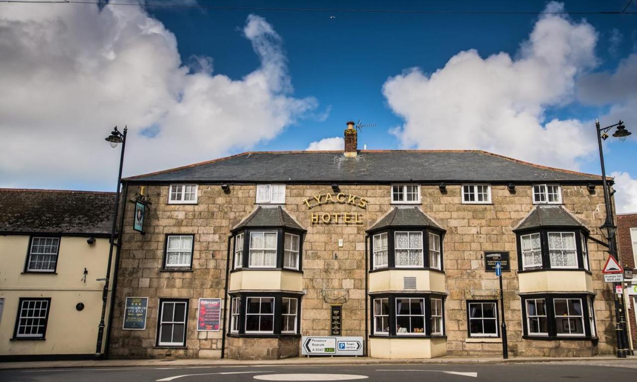 Tyacks 3* Camborne
