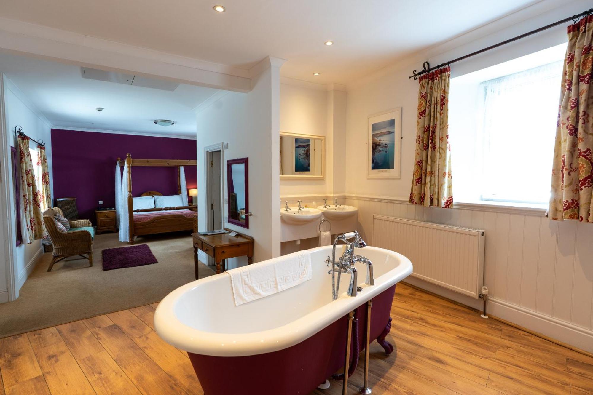 Tyacks Hotel 3*